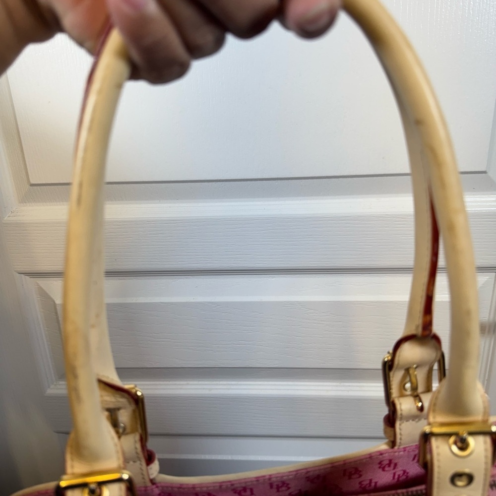 Dooney & Bourke Fuschia Signature Vintage Satchel Bag NWT #CL-125 - Picture 8 of 10